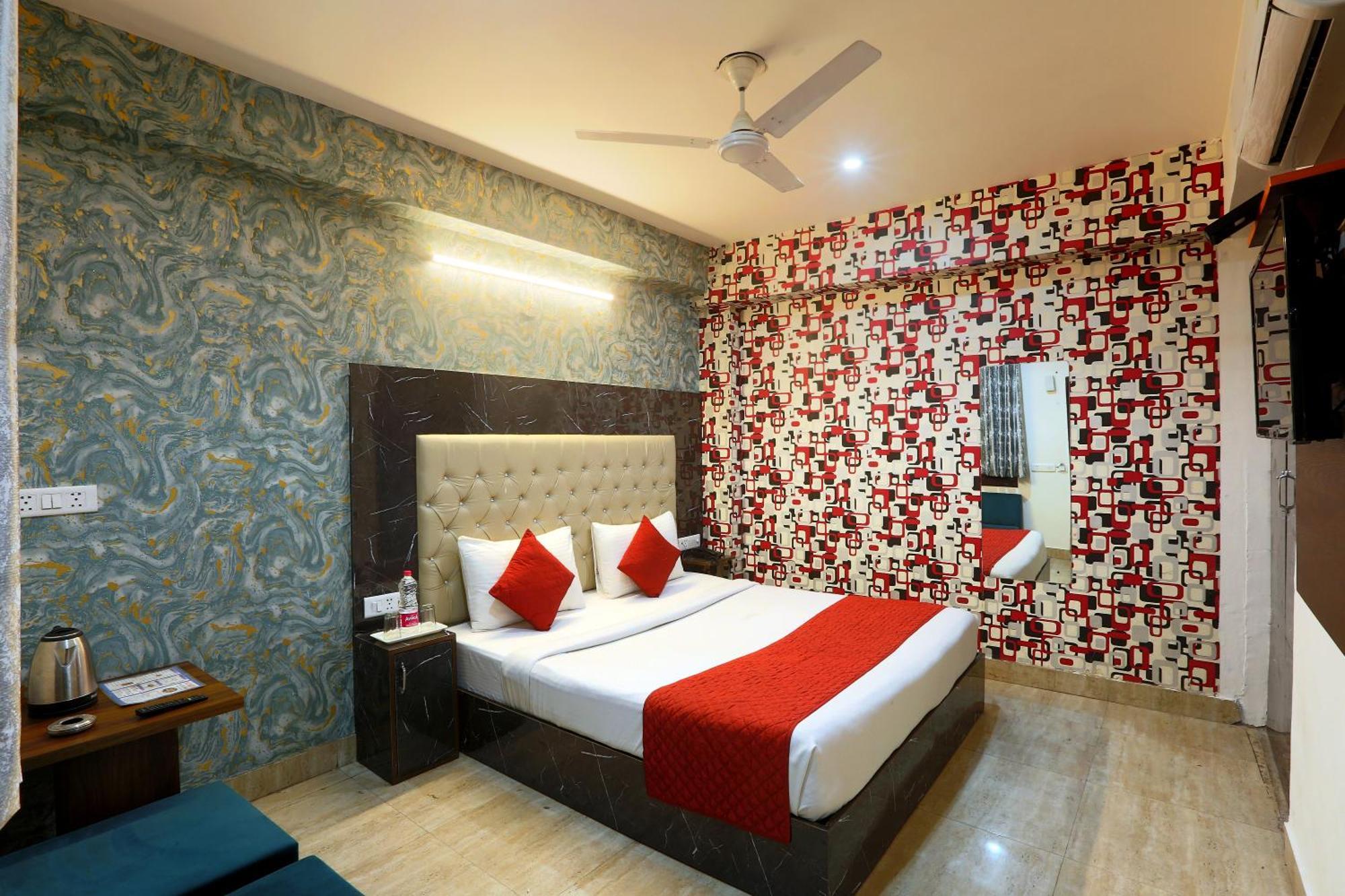 Hotel Ark Wood At Airport New Delhi Eksteriør bilde